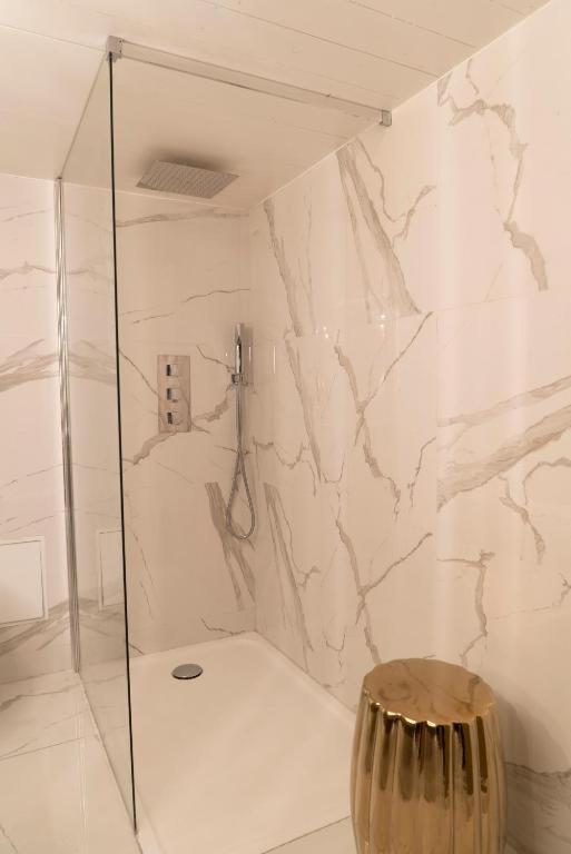 Suite Amalfi リヨン エクステリア 写真